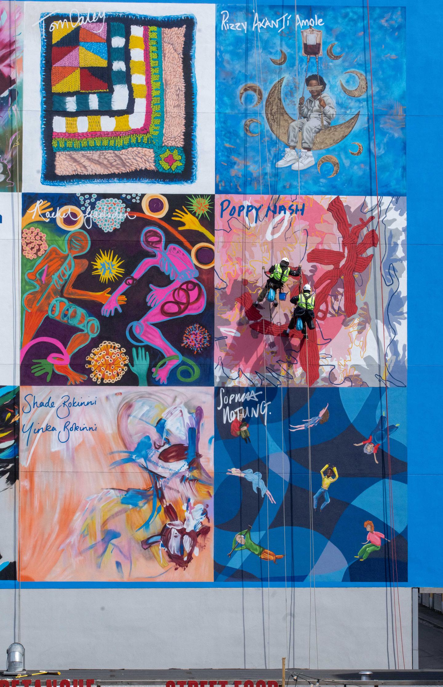 Abseil artists — 23
